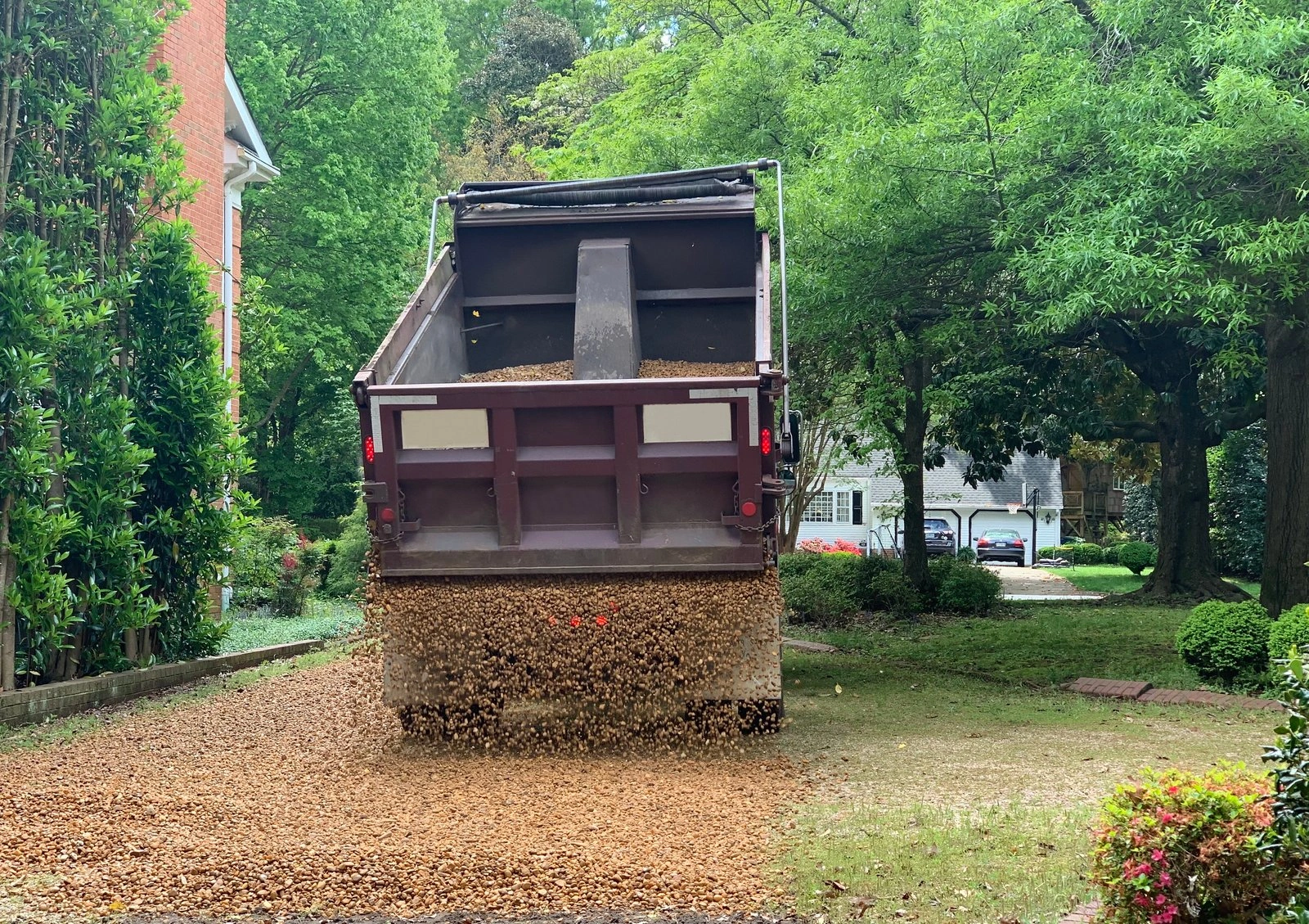Bark Dust Service - Premium Mulching & Ground Cover